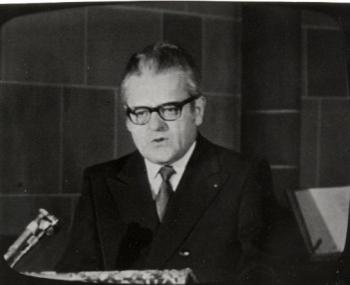 M. Jacques LE CHEVALIER